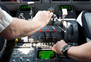 LHCargo Cockpit MD11